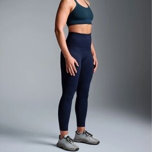 NWOT LNDR Women's Navy Blue  High-Waisted Compression 7/8 Leggings XS/S